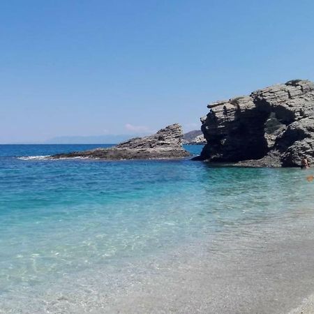 ホテルMoka Evia Island Akhladherí エクステリア 写真
