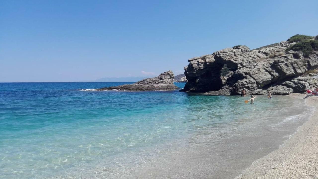 ホテルMoka Evia Island Akhladherí エクステリア 写真