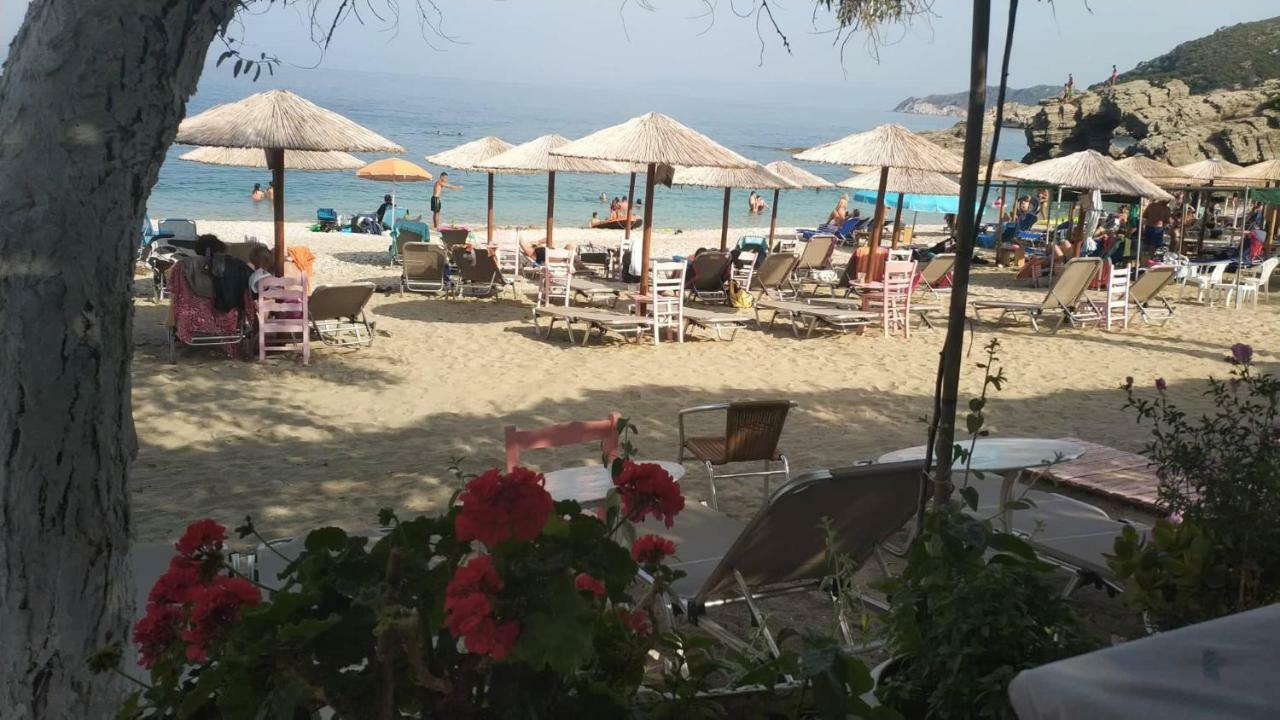 ホテルMoka Evia Island Akhladherí エクステリア 写真